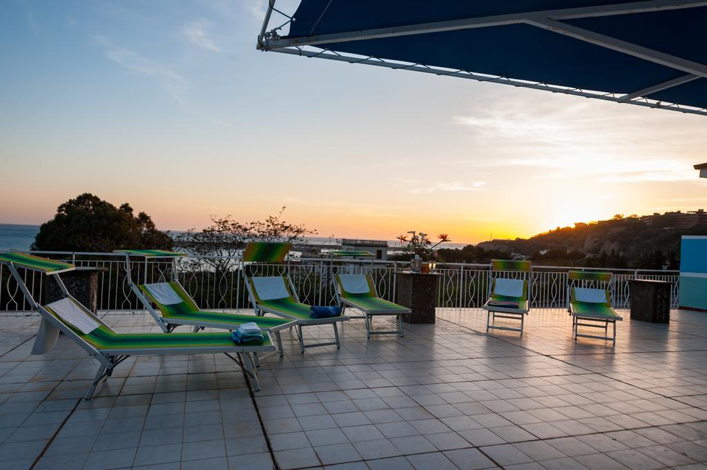 Hotel La Carruba Cetraro Εξωτερικό φωτογραφία